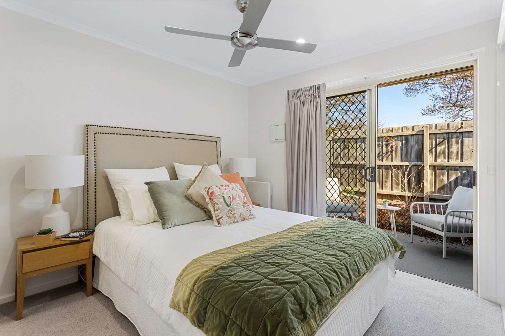 Bright one-bedroom villa with a private courtyard