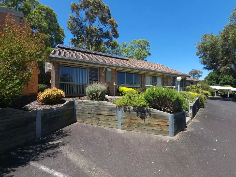Kooringa Close Retirement Village, Freehold Strata Title unit. 