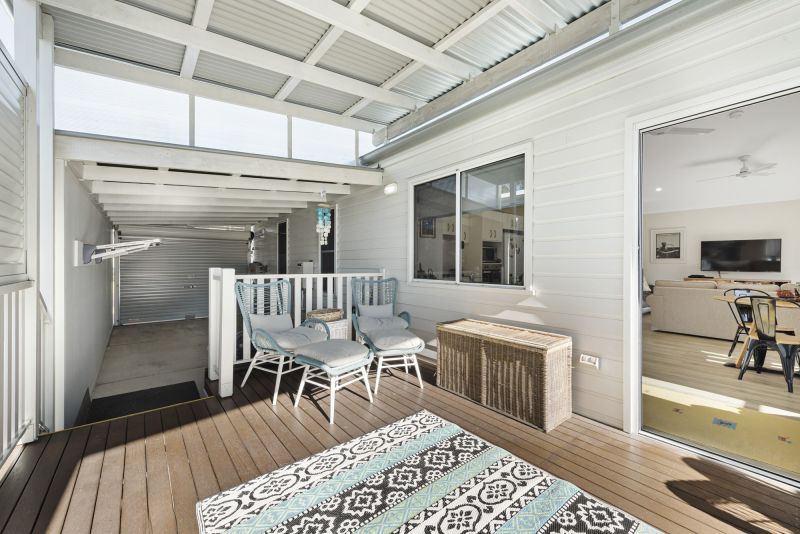 Modern Living with Scenic Views