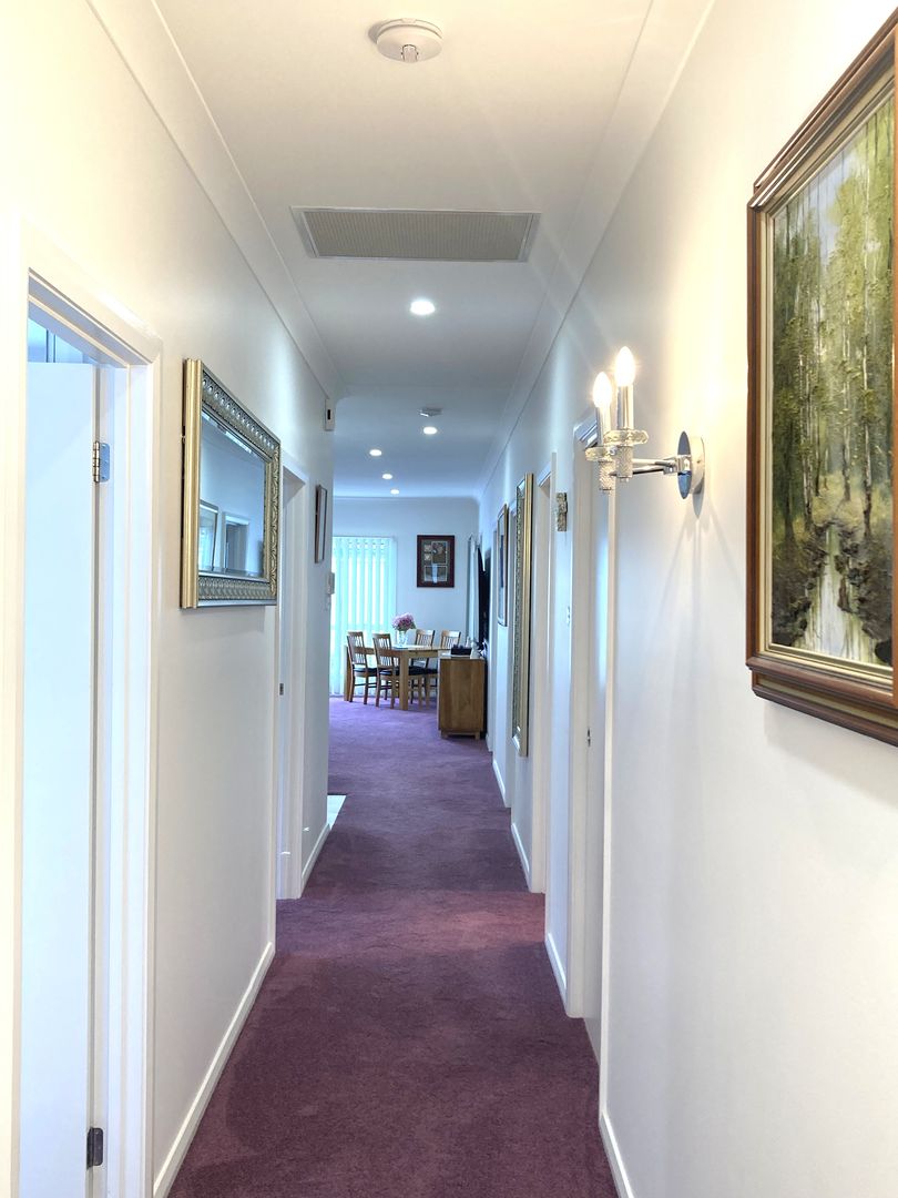Perfectly balances luxury, comfort, and effortless living 