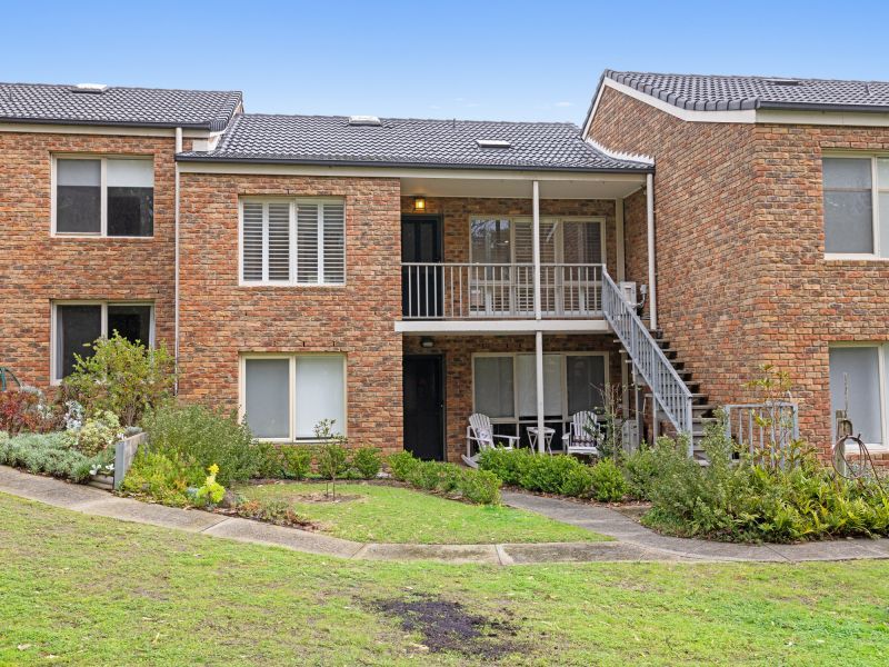 Charming 2br unit overlooking Tanti Creek Reserve