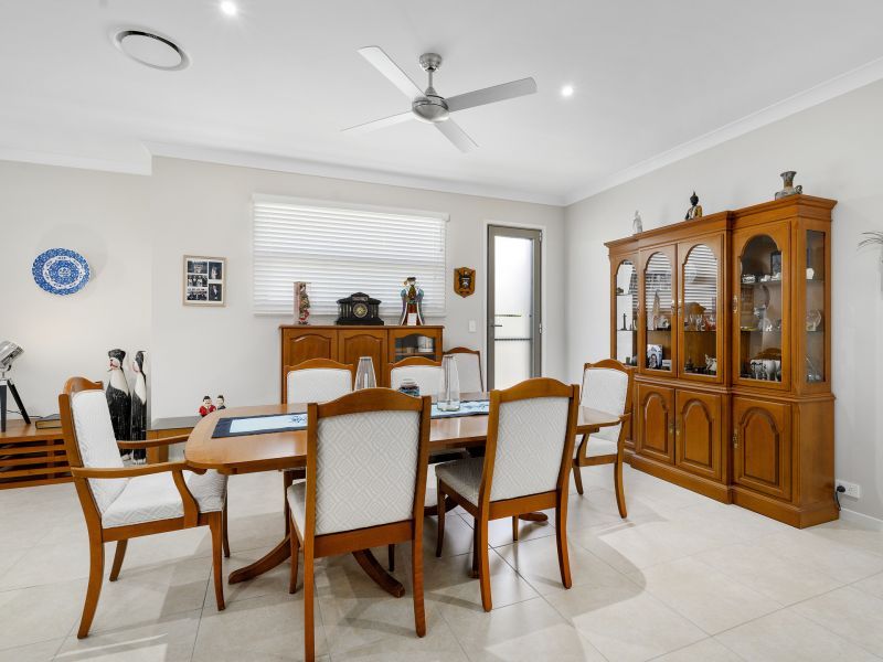 Modern Lowset Boasting a Northern Aspect