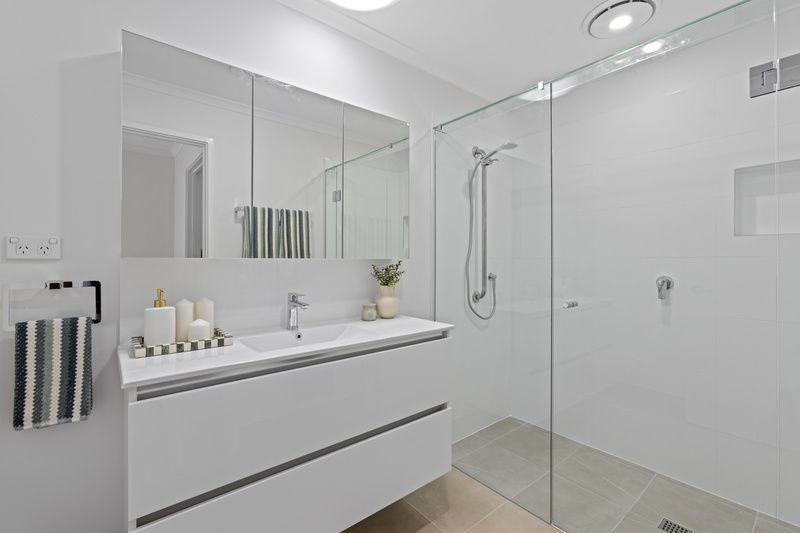 Stylish Home Backing onto Picturesque Walking Trail