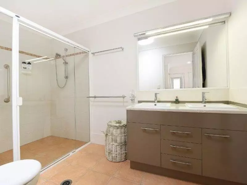 Impressive Bush land beauty