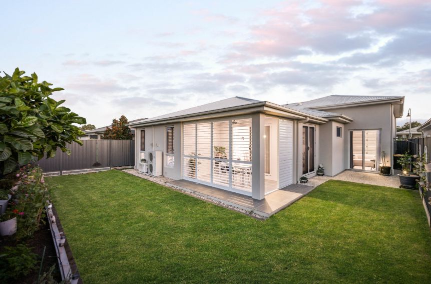 Premiere Home In Premiere Village