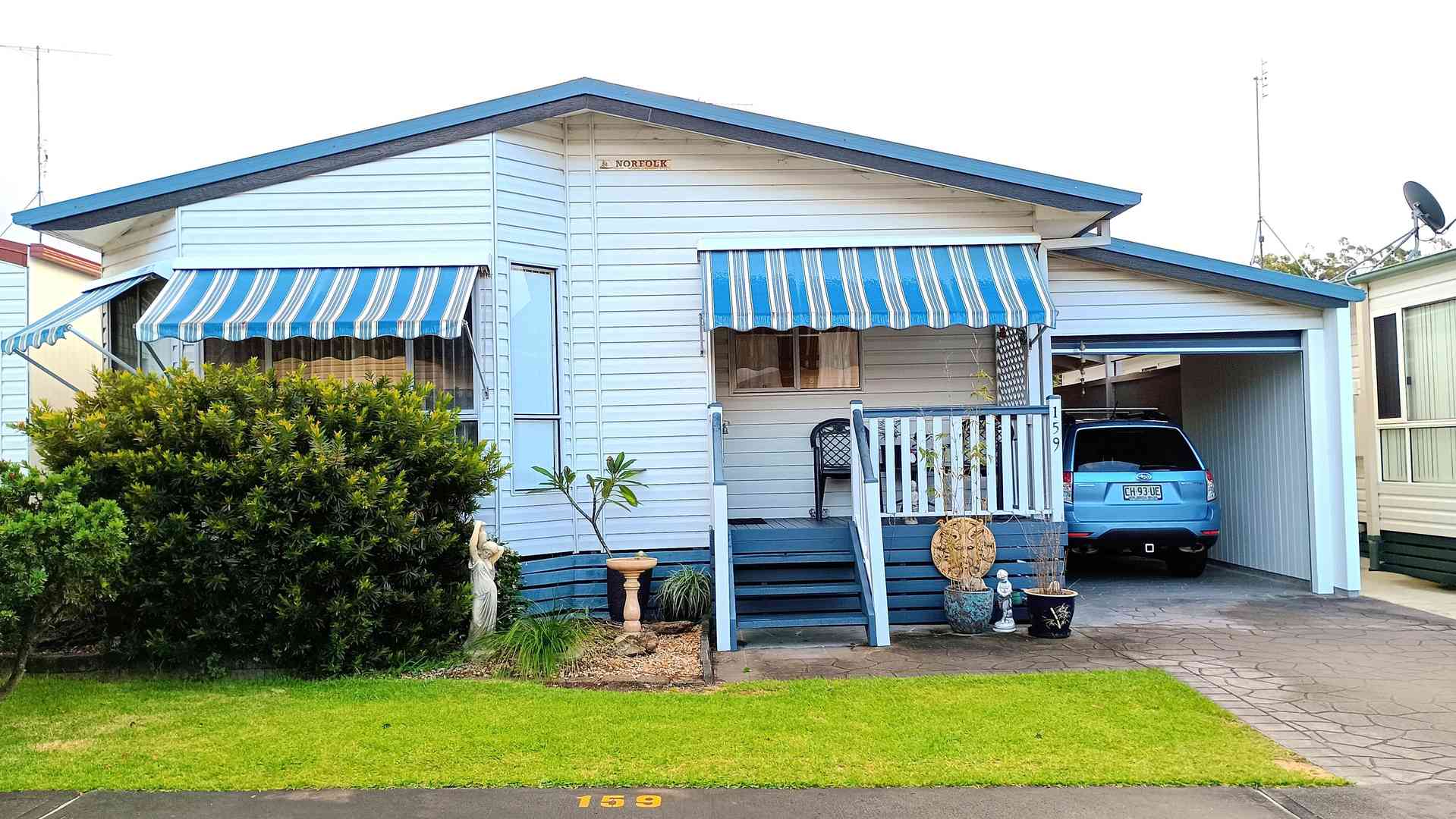 Faringdon Village NOTHING TO DO MOVE RIGHT IN - SPACIOUS & ROOMY 