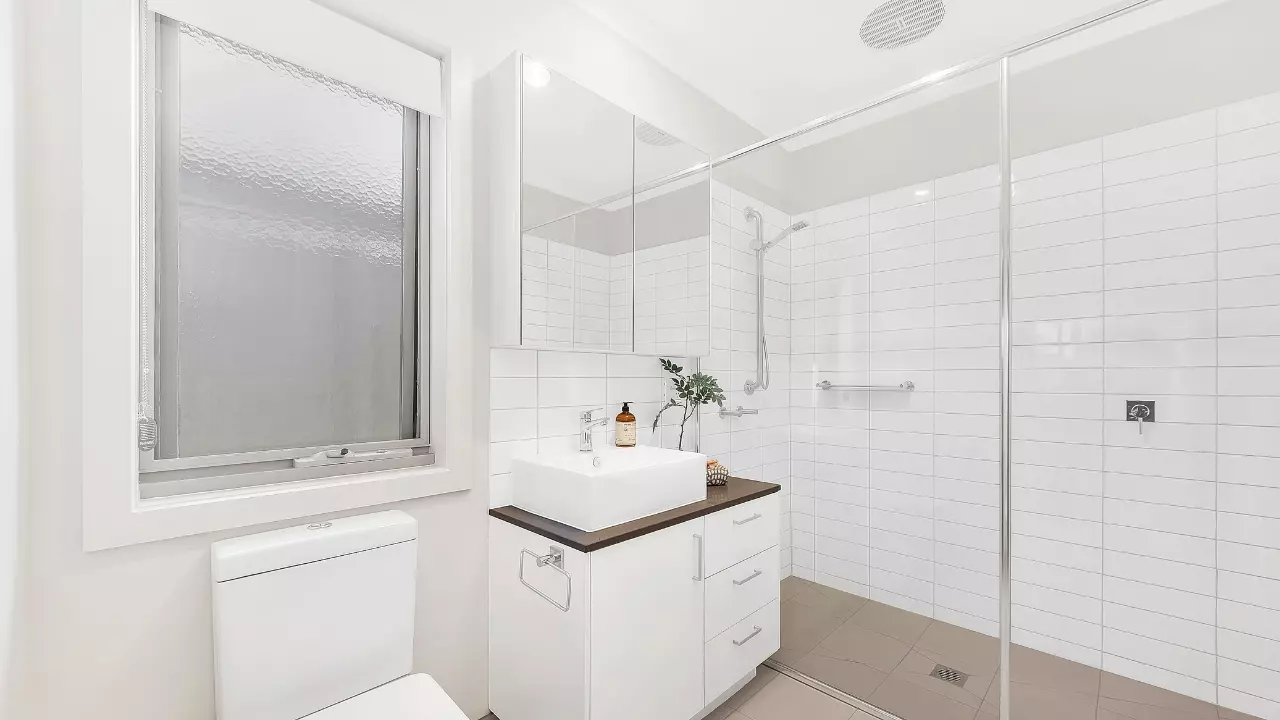 48/5 Harmony Chase, Clyde North