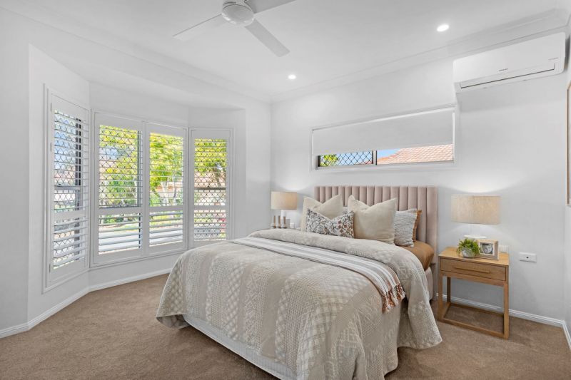 Beautifully presented two-bedroom villa