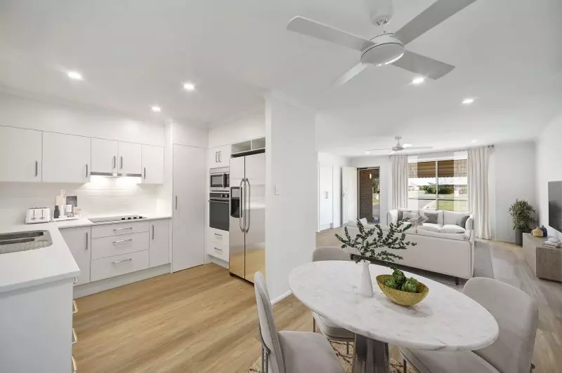 Stand alone villa, ready now!