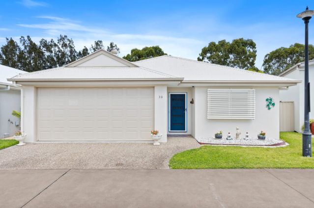 Palm Lake Resort - Hervey Bay, Hervey Bay's Premier over 50's Lifestyle