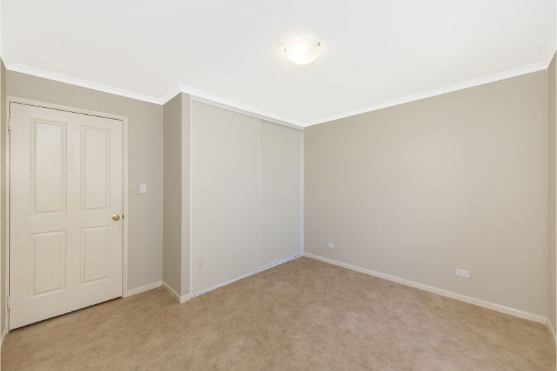 Riverside Gardens Esate Site - 294