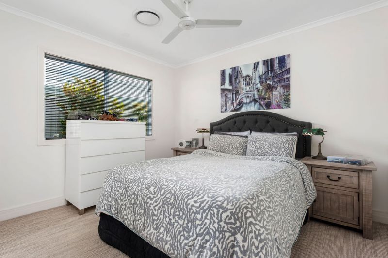 Modern 2 Bedroom Home - Relax and Enjoy!