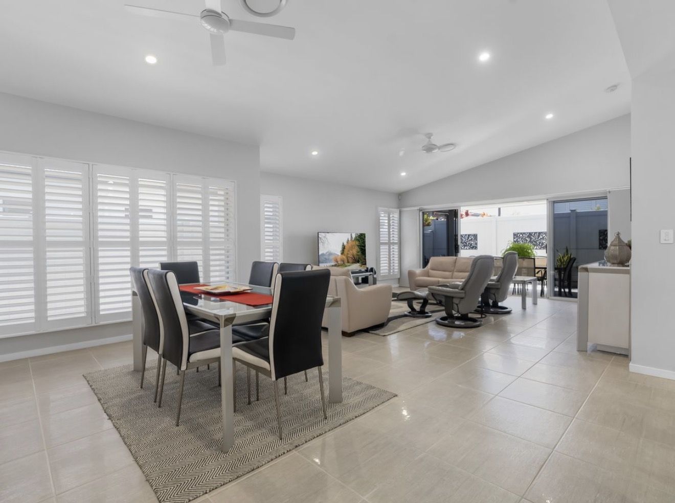 Palm Lake Caloundra Cay - Home 96 "Diamant Design"