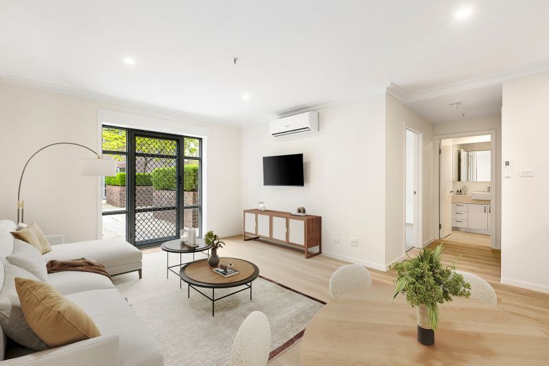 Garden view one-bedroom apartment