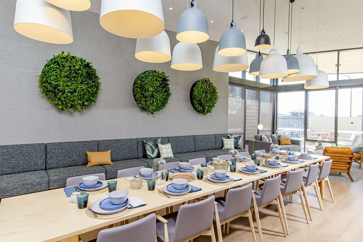 39 Lakeview Promenade Newport