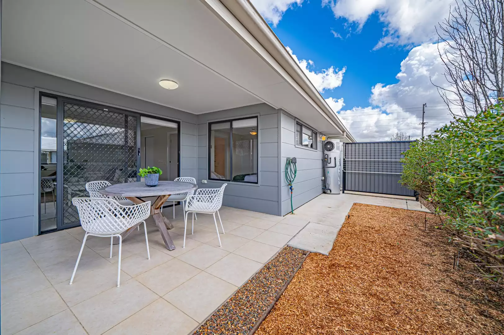 Villa 18 - Oak Tree Armidale - 1 Bed + 1 Bath 