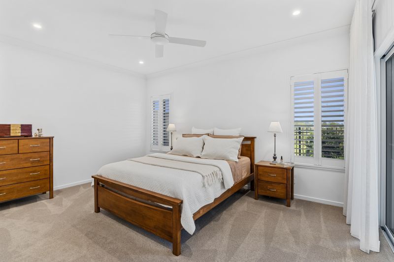 Site 176 - Established Kalbar