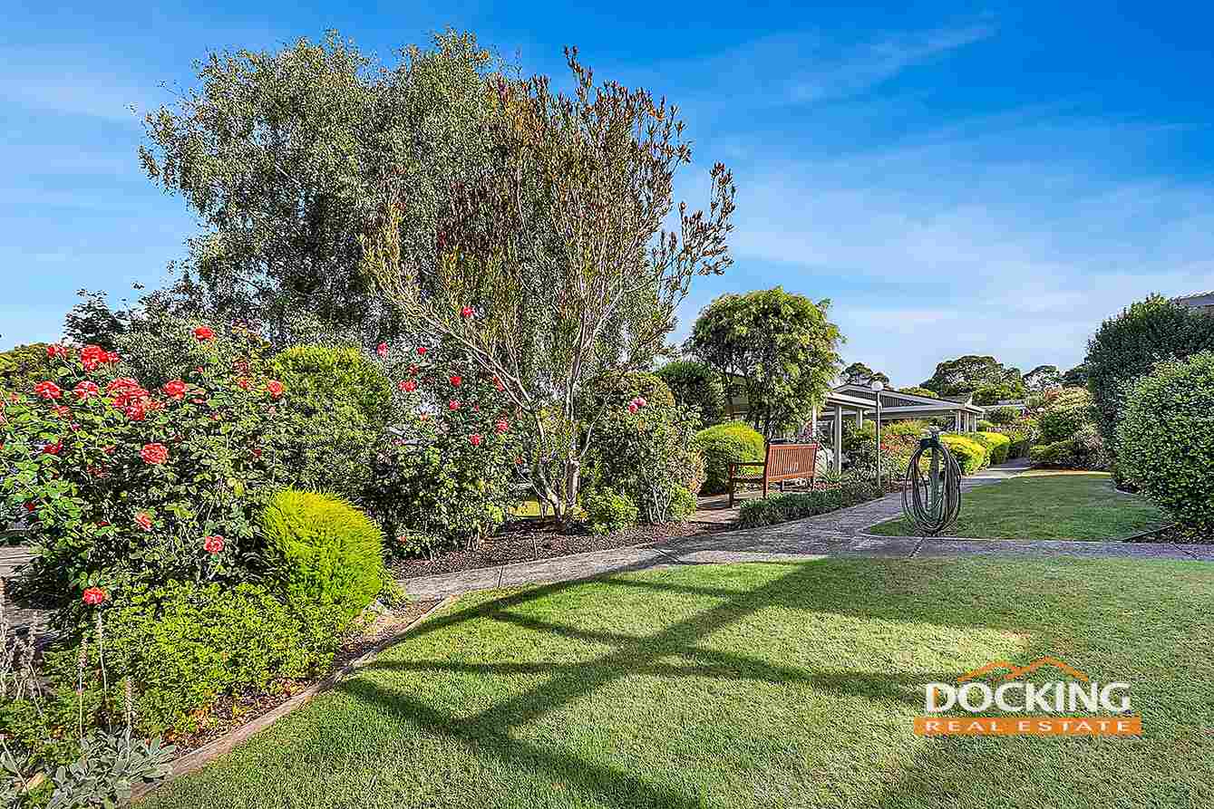 Peaceful, Retirement Living in the Heart of Forest Hill