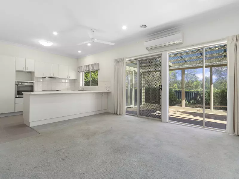 Lakefront Living and Golf Course Views