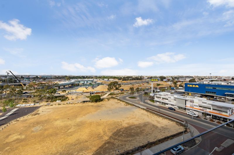 Modern Design, Location and Professional Lifestyle!