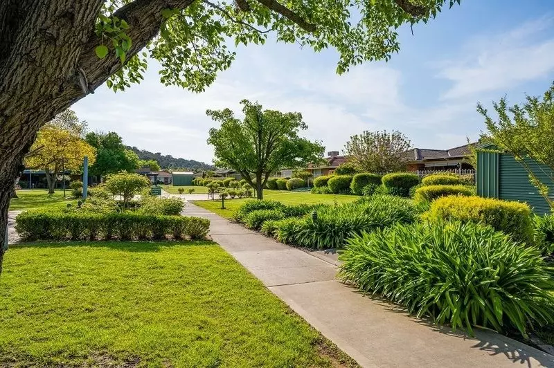 Stunning modern interior renovations in this spacious contemporary unit.