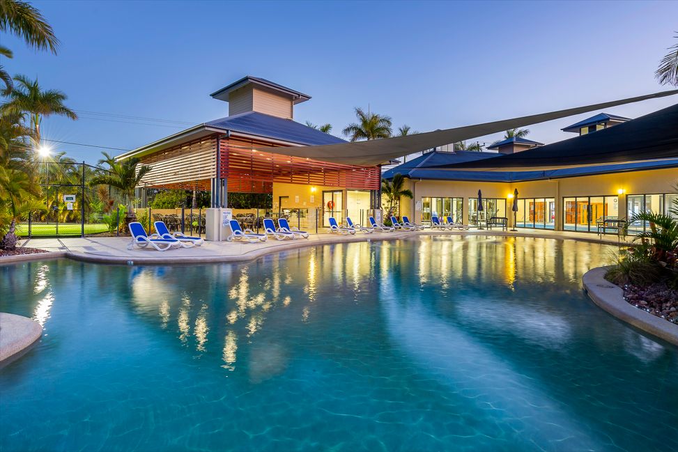 Palm Lake Resort - Hervey Bay, Hervey Bay's Premier over 50's Lifestyle