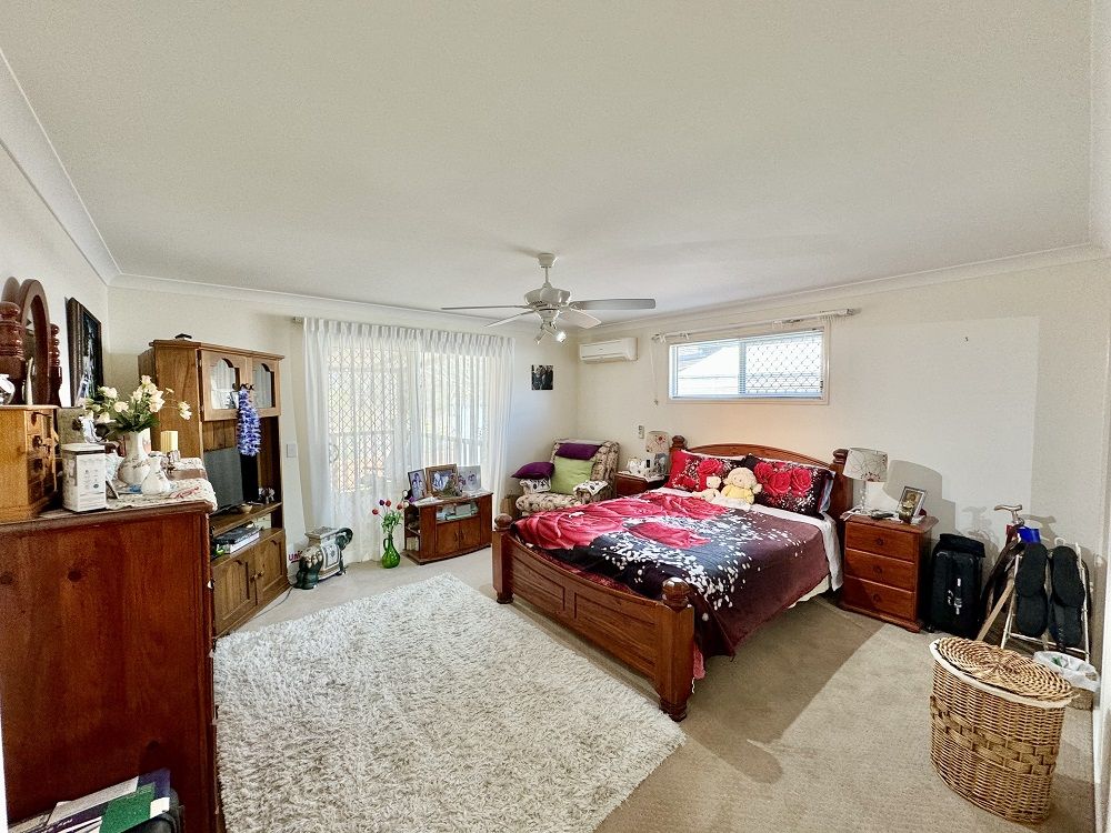 Embrace the Over 50's Lifestyle in this Charming 3-Bedroom Home - GREENBANK GARDENS