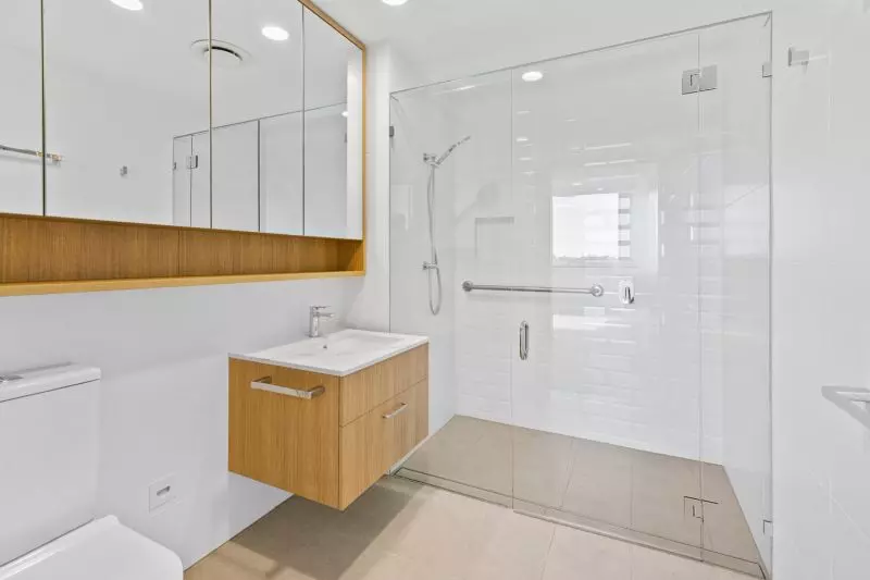 South-facing apartment with stunning Burleigh Golf Course vistas