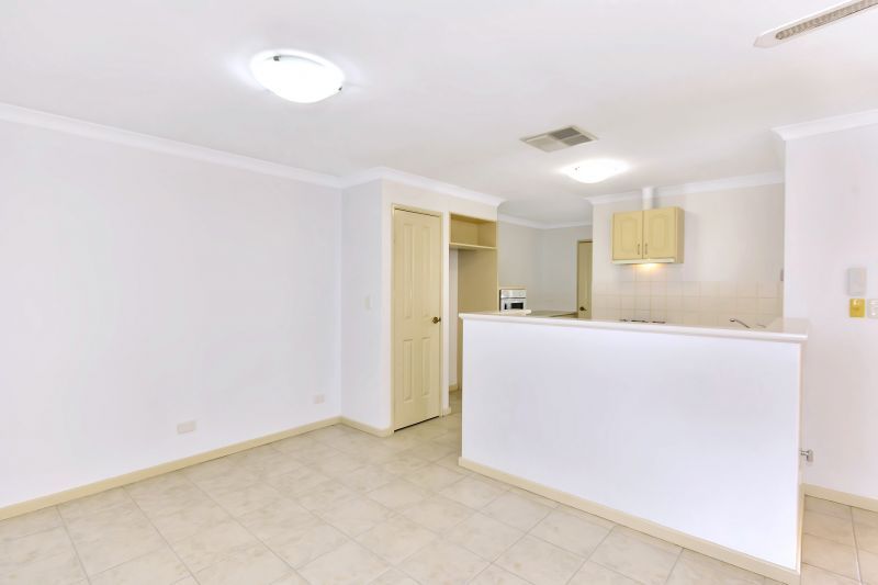 ARCADIA WATERS MADDINGTON - Enjoy The Serenity & Rear Gable Patio