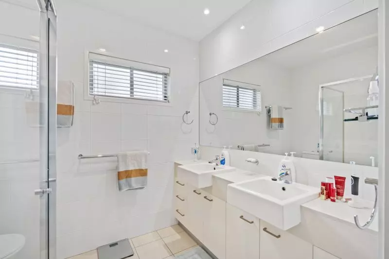 Site 166 - Established Saumarez