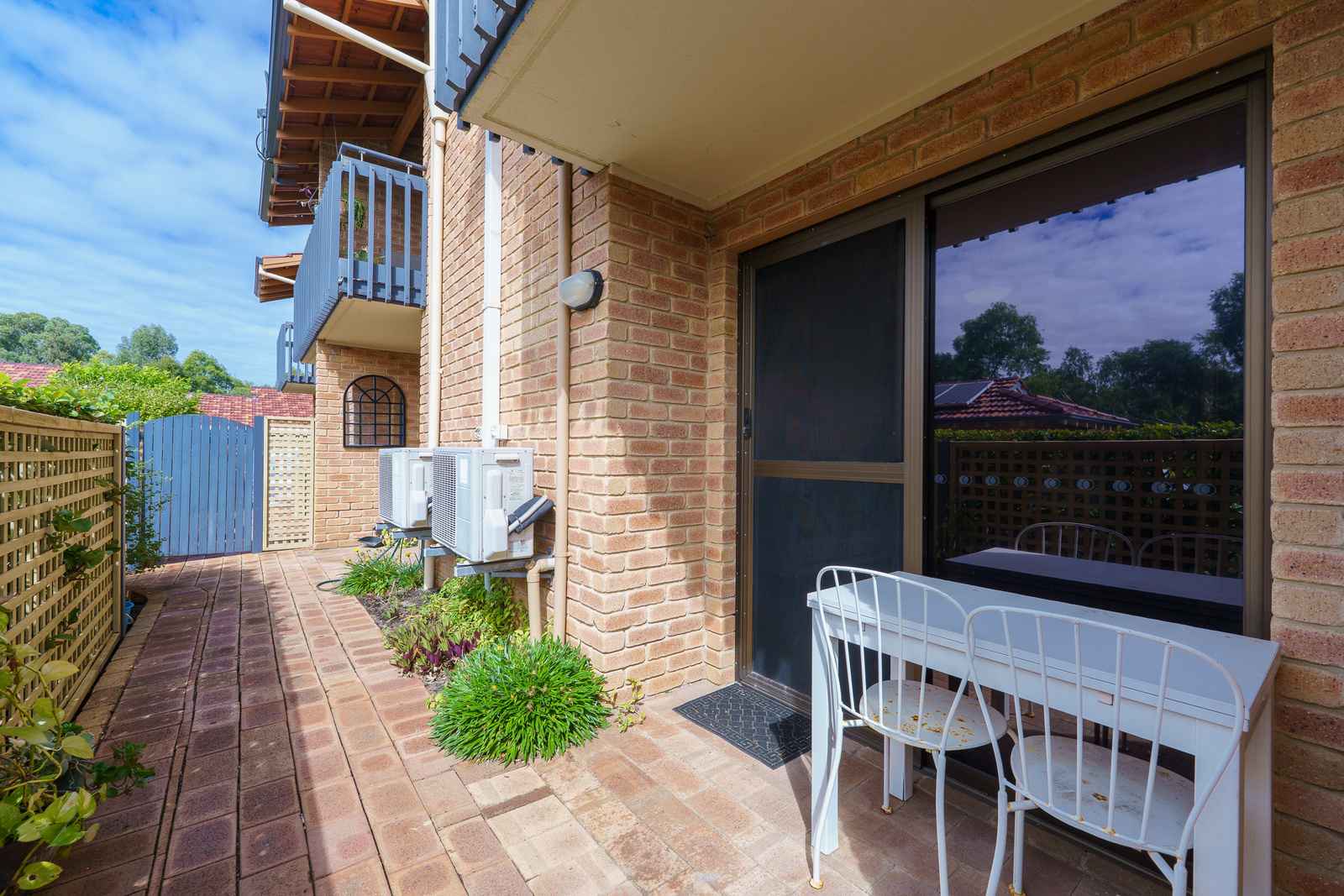 Conveniently located one bedroom apartment