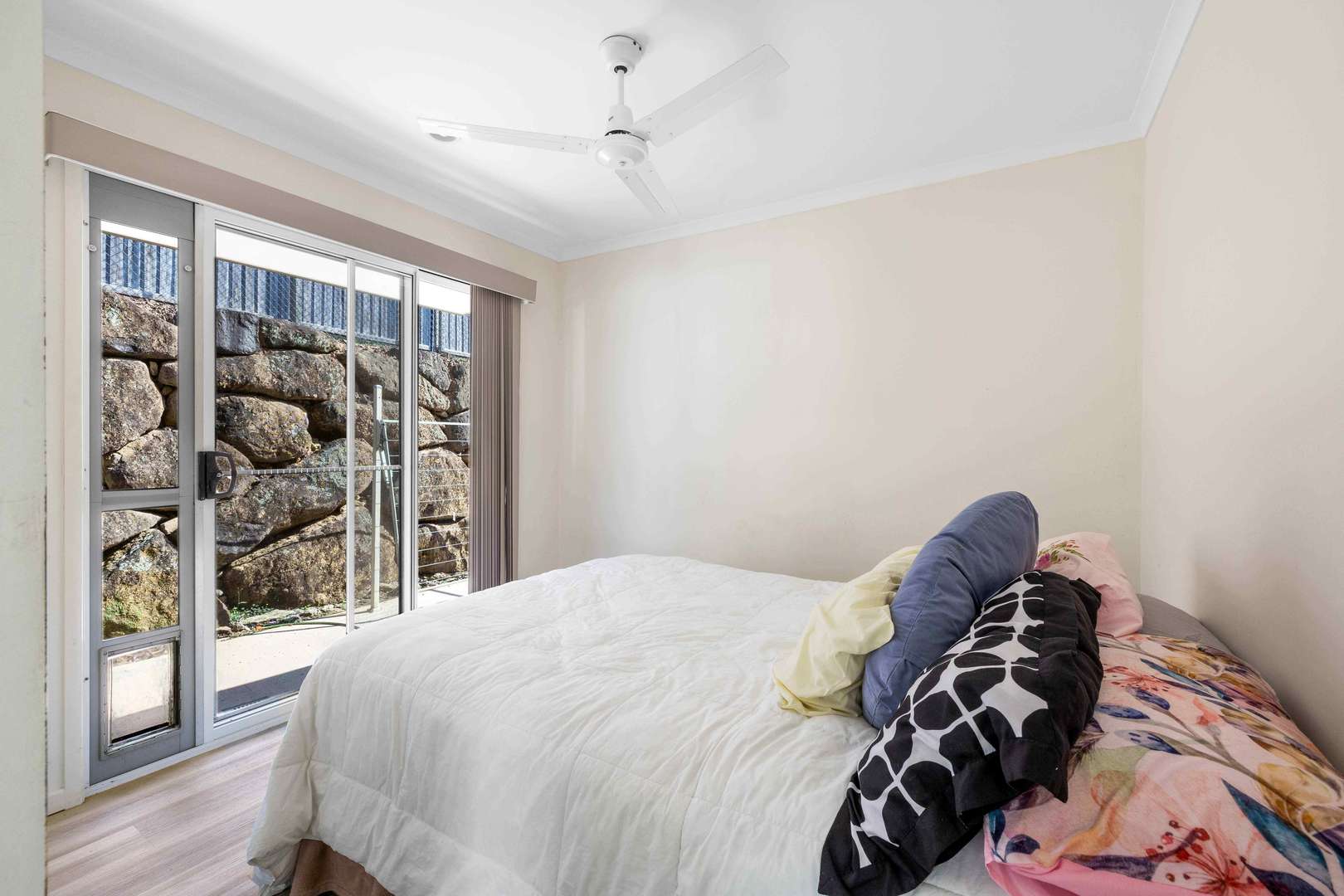 Two bedroom home plus study in Palm Lake Resort Eagleby