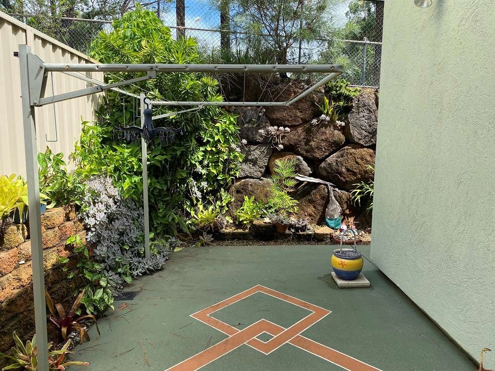 Lovely 2 bed plus study home in Palm Lake Resort Eagleby