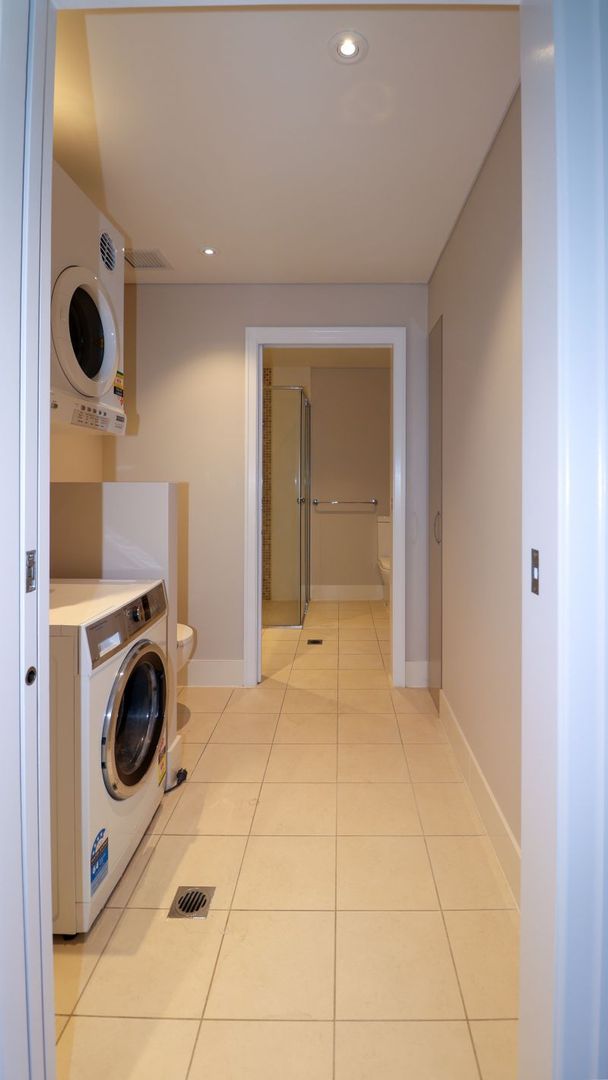 21/43 Taylor Street, Woolloongabba - 2 Bedroom apartment - wake up to the beautiful surrounds!