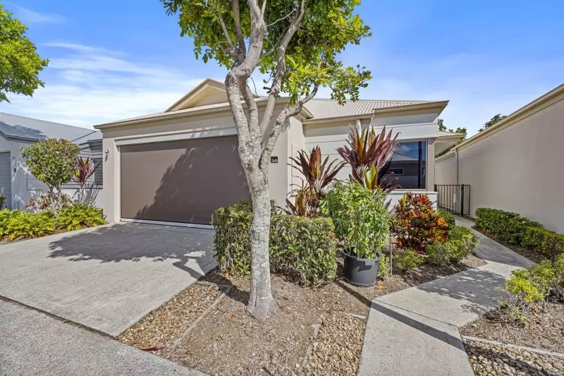 Light Filled Home with Peaceful Outlook