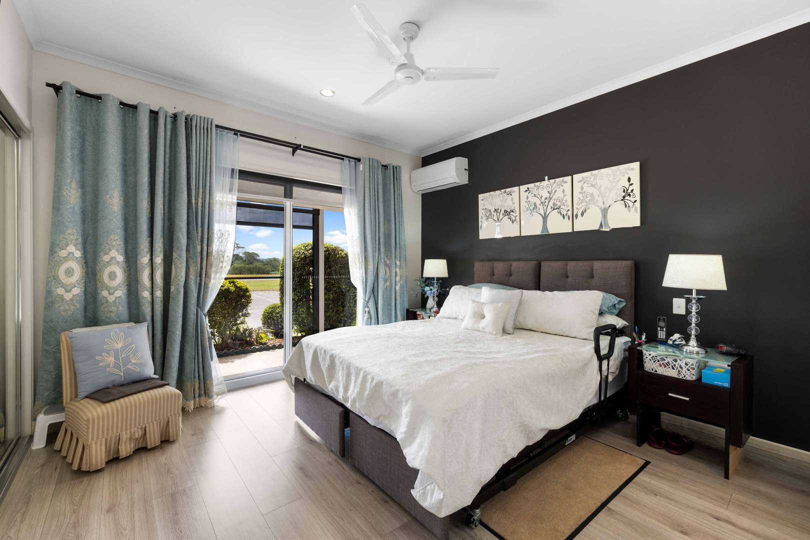 Great location for this home in Palm Lake Resort Eagleby