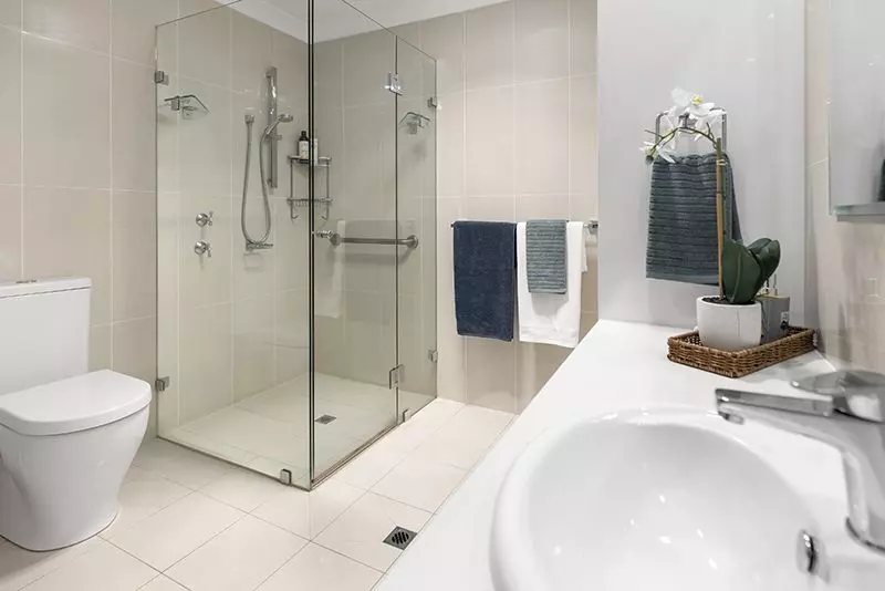 Beautifully presented unit close to clubhouse with district views.