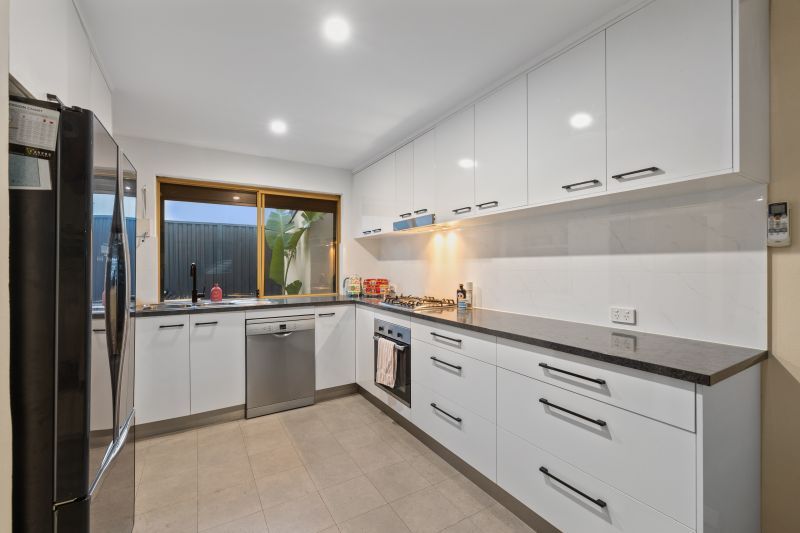 Captivating Cabin-Style  Cottage