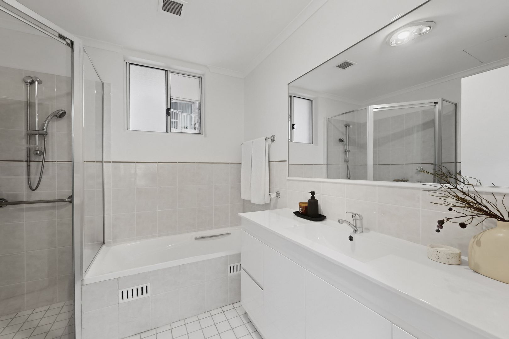 Sunshine, Space and Style – Unit 106 Has It All
