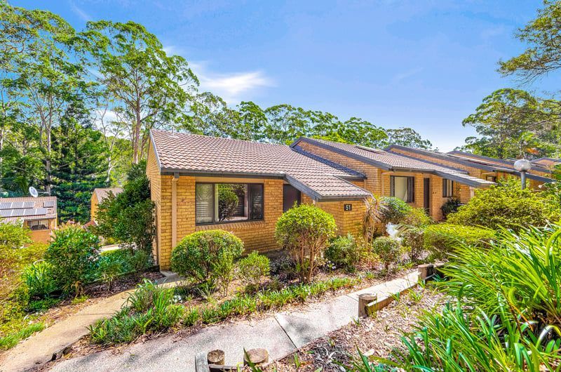 Modern and Stylish Living with a Balcony