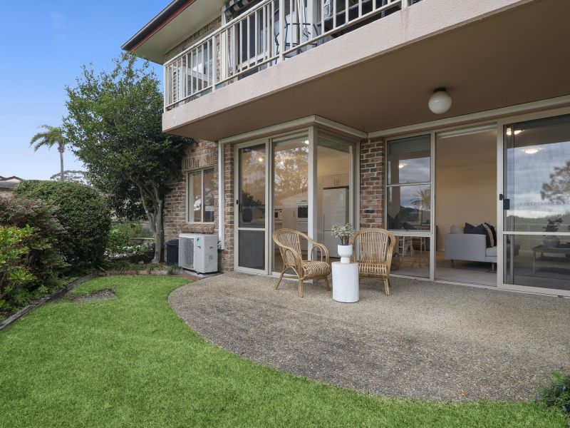 Spacious ground floor villa with garden outlook