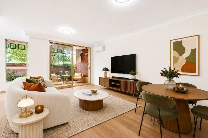 Spacious Ground-Floor Living Surrounded by Gardens