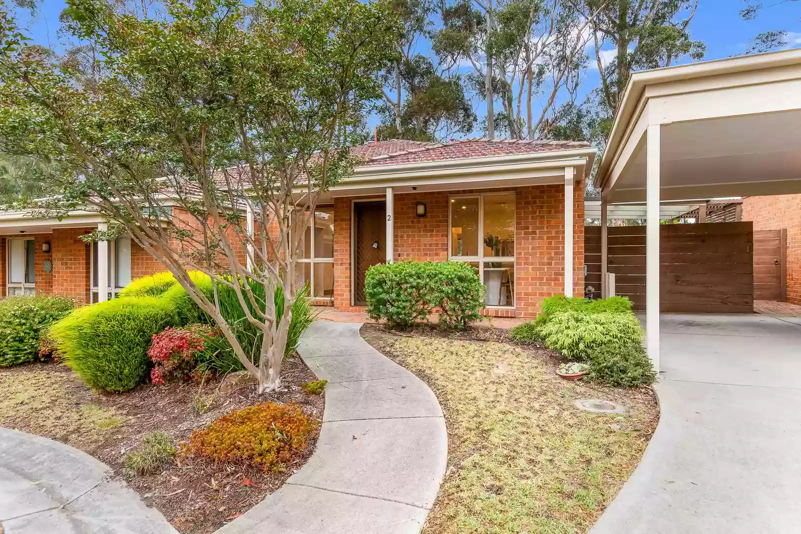 002/8 Pottage Circuit Macleod, VIC 3085