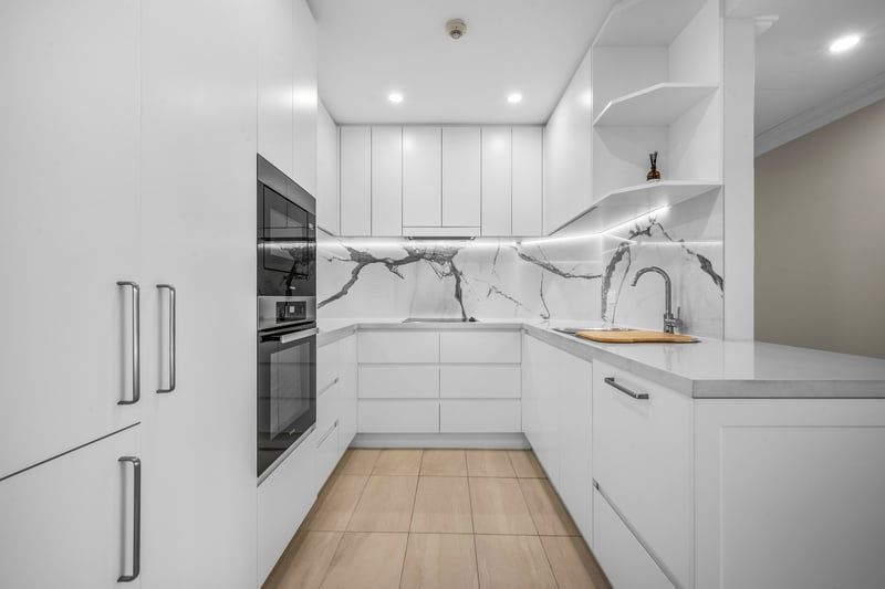 Elevated Apartment with Rushcutters Bay Views