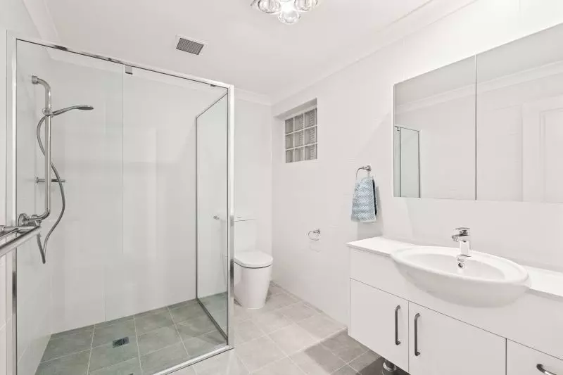 Rosewood Court Apartment building at Tarragal Glen!