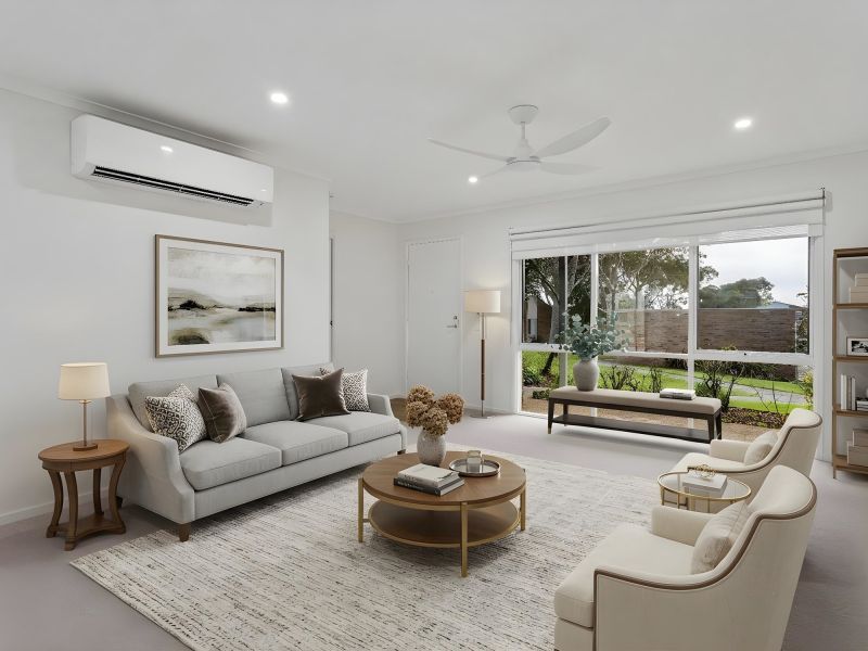 Beautifully Refurbished Villa Living