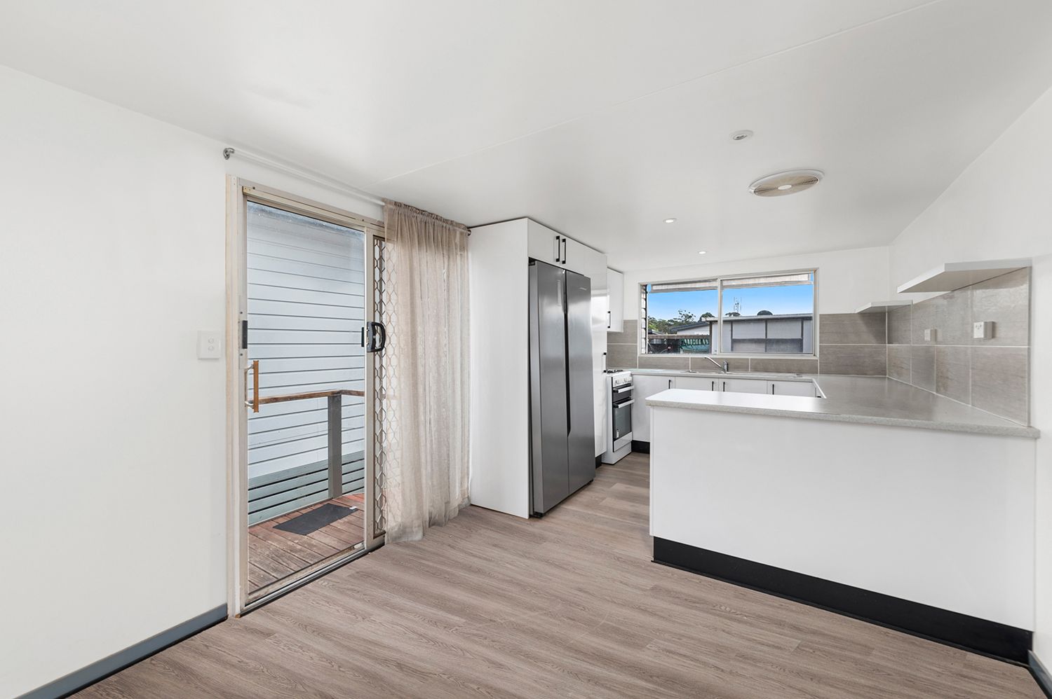 DEPOSIT TAKEN - UNDER CONTRACT  - A fabulous Home Inside - 2 Big Bedrooms - 2 Bathrooms