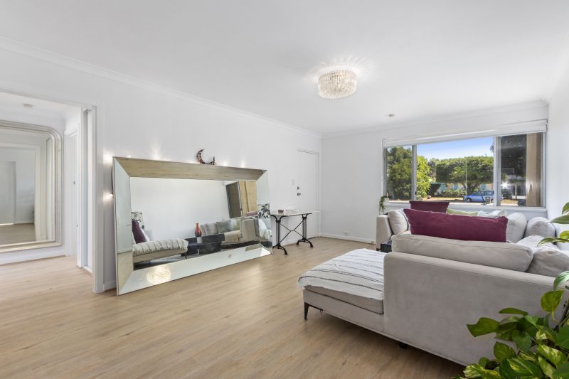 Charming Yokine Gem!