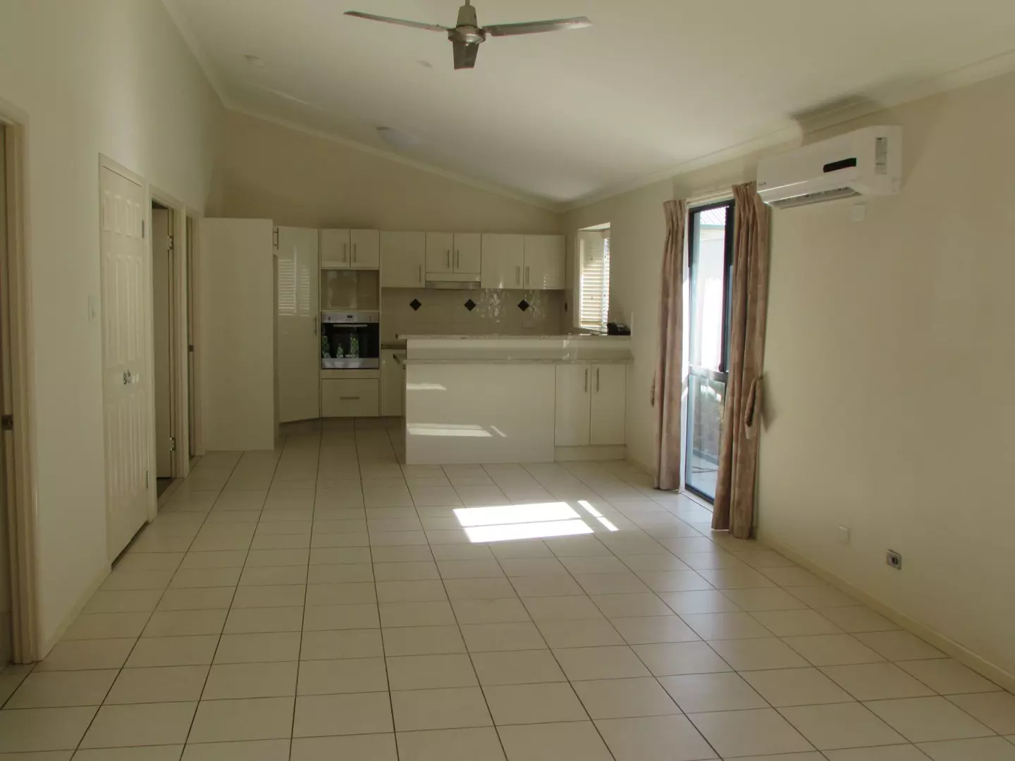 New Listing Palm Lake Resort Waterford