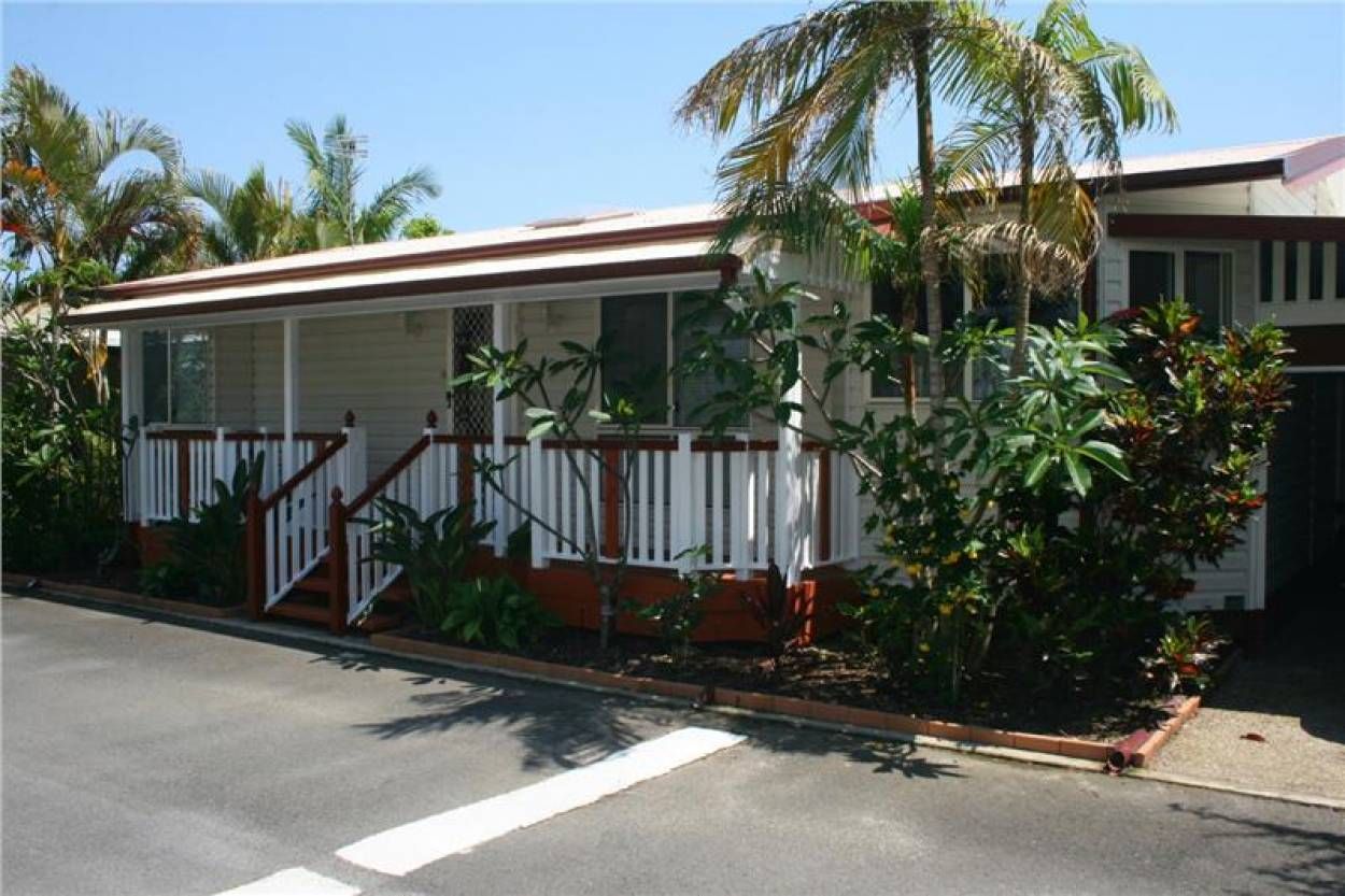 The Palms Village - Over 50's 'Pet Friendly' Lifestyle Village